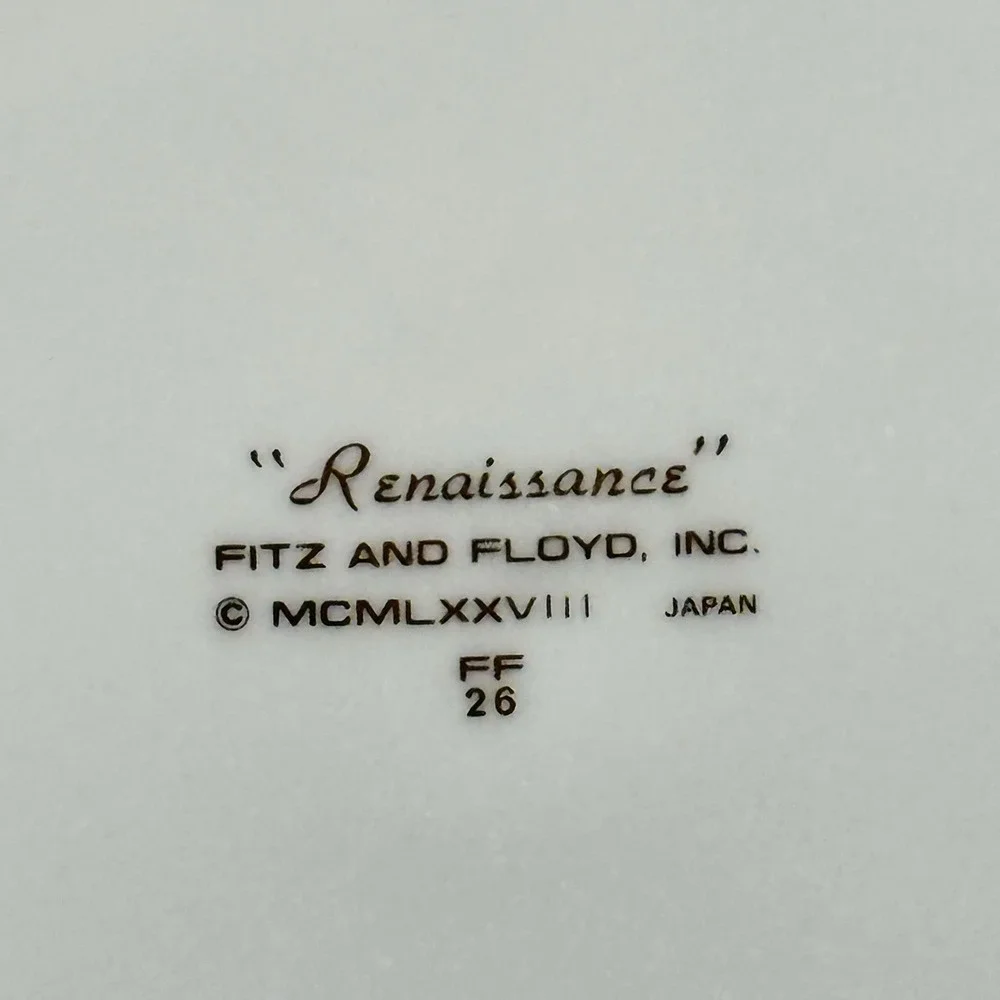 Fitz & Floyd Renaissance Dinner Plate Peach Wide Gold Verge Line VTG 1978